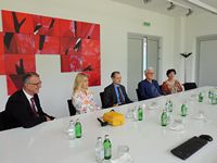 ОТВОРЕНА ИЗЛОЖБА СЛИКОМ ДО ПРОМЕНЕ