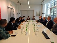УНАПРЕЂЕЊЕ САРАДЊЕ УНС-А СА УНИВЕРЗИТЕТОМ ЗА ЕКОНОМИЈУ И БИЗНИС У ХЕБЕЈУ